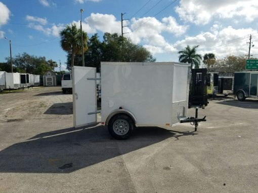 5x6 SA Trailer - White, Barn Doors, Side Vents