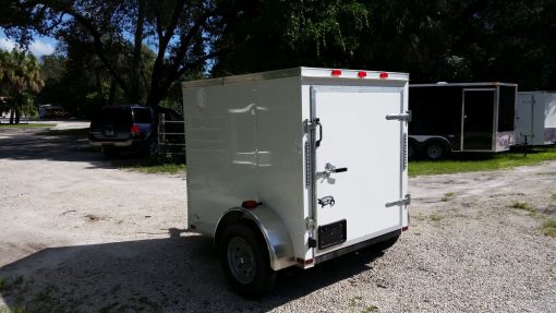 5x6 SA Trailer - White, Barn Door, Side Vents