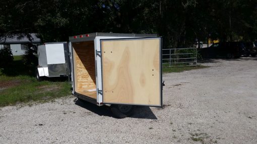 5x6 SA Trailer - White, Barn Door, Side Vents