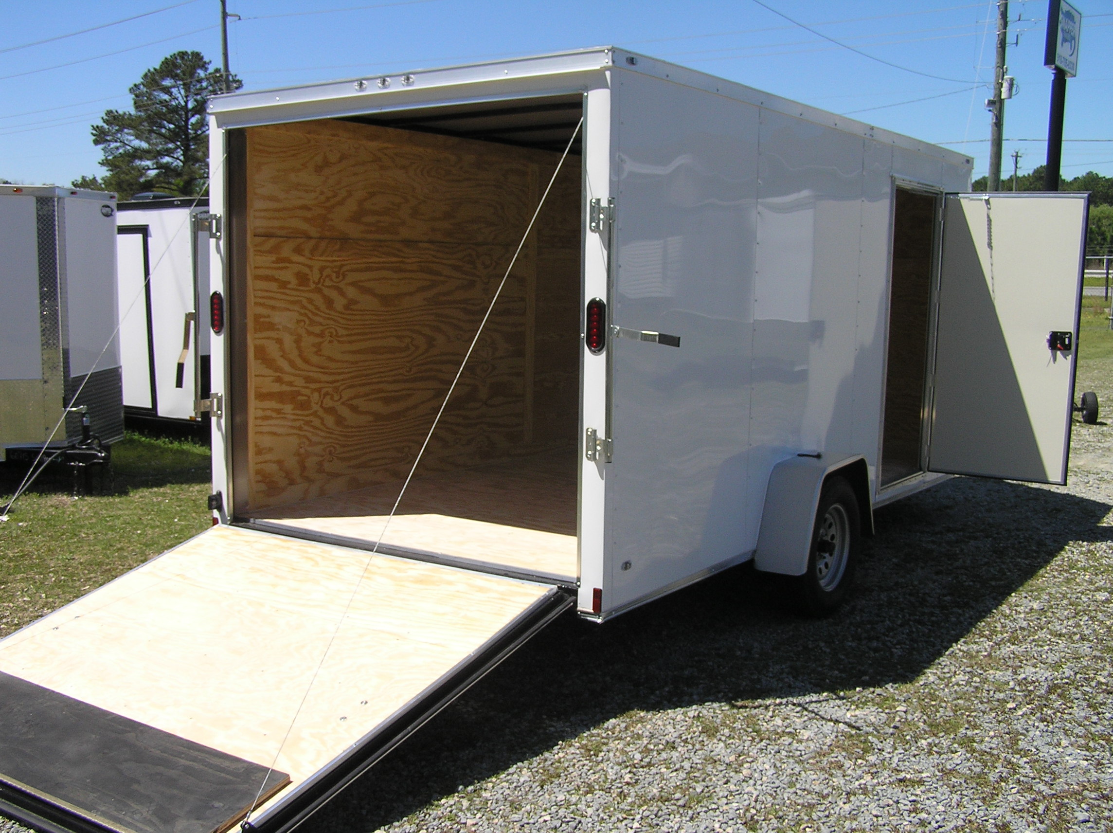 M 3 Enclosed Trailer Ramp Spring Replacement Cables Review And Installation Video Etrailer Com