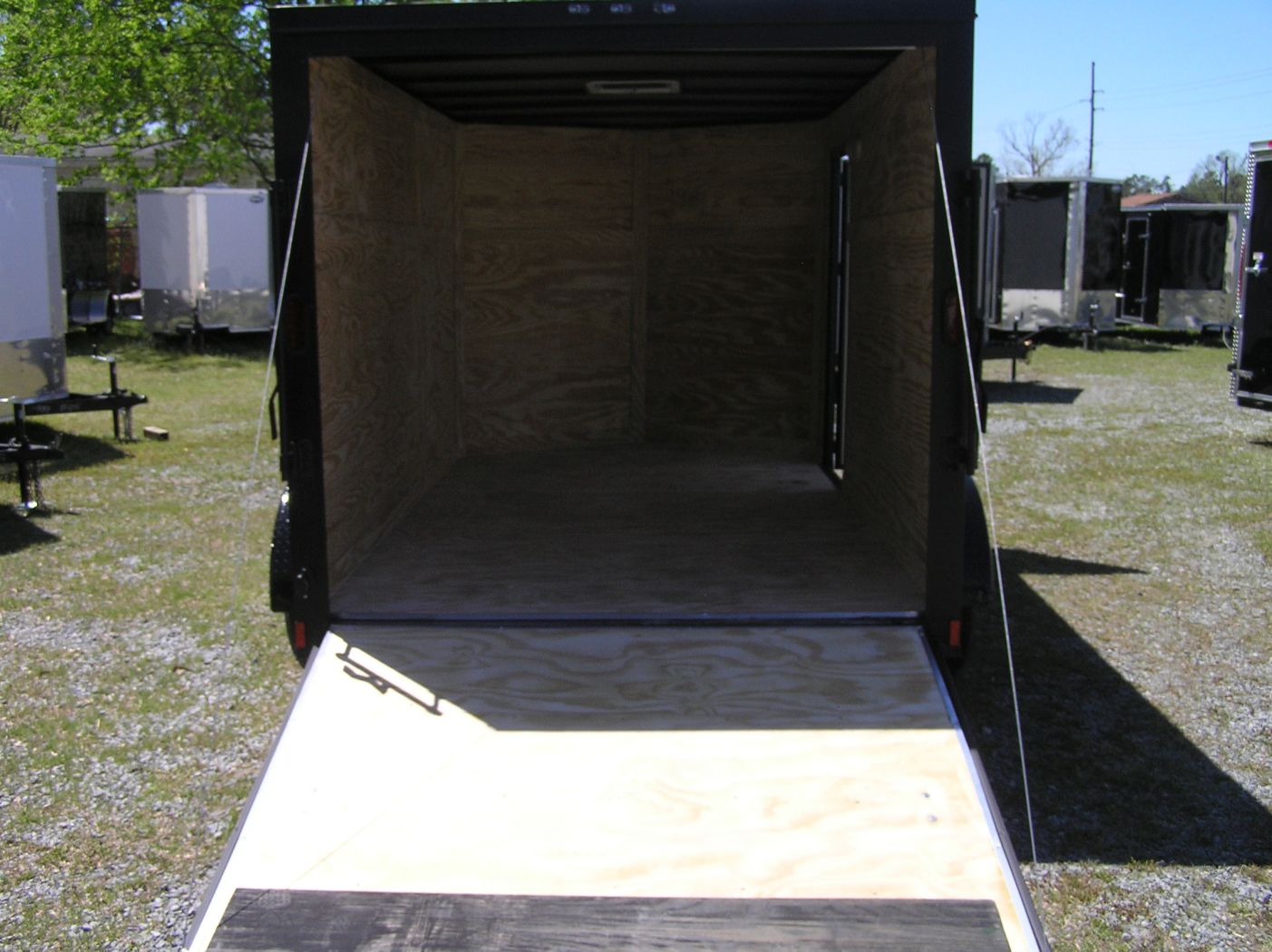 Diamond Cargo 7x12 TA Trailer - Matte Black, Ramp, Side Door, Extra Height, Blackout, Mags - Image 6