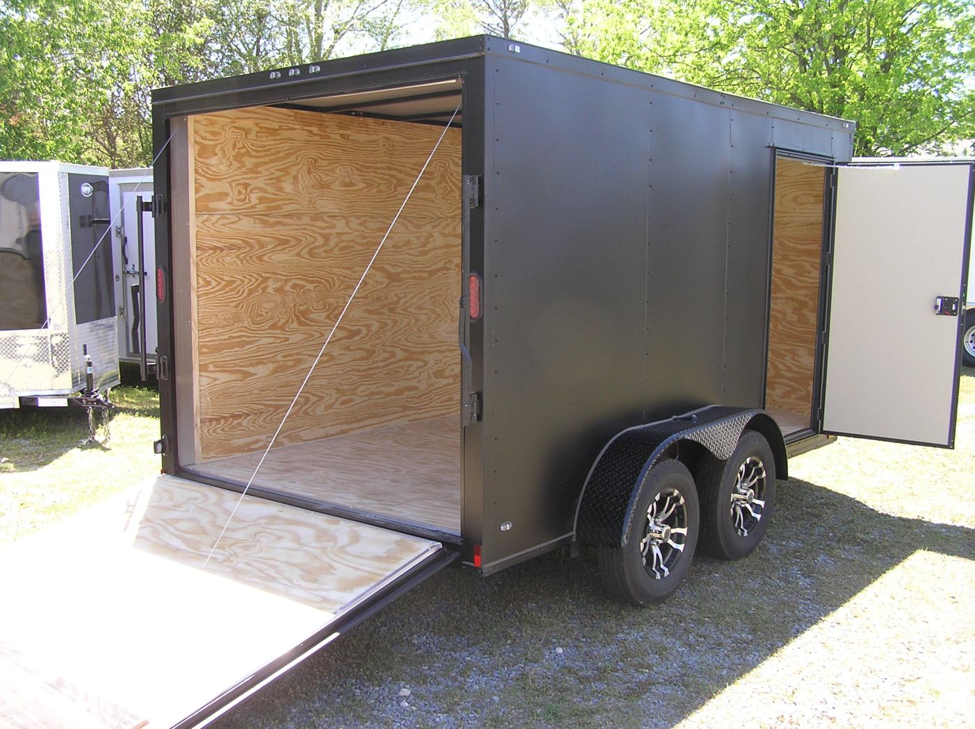 Diamond Cargo 7x12 TA Trailer - Matte Black, Ramp, Side Door, Extra Height, Blackout, Mags - Image 8