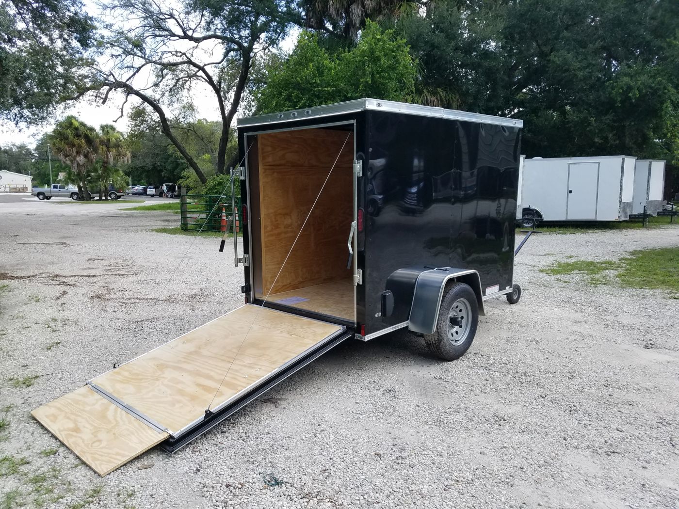 Diamond Cargo 5x8 SA Trailer - Black, Ramp, Extra Height - Image 10