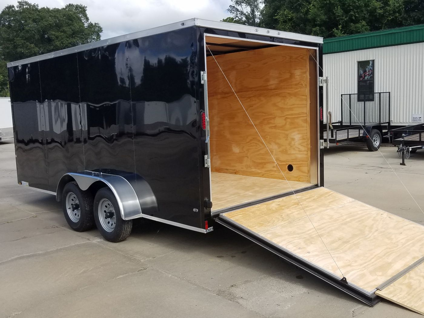 Diamond Cargo 7x16 TA Trailer - Black, Ramp, Side Door, Extra Height - Image 5