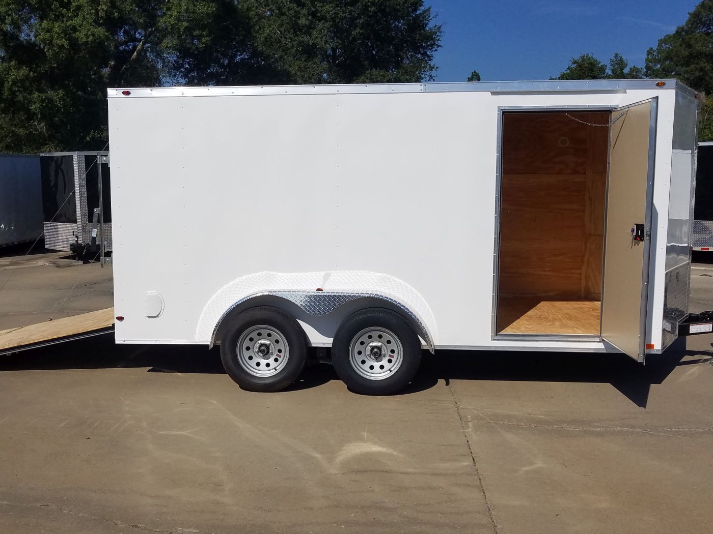 BE_7x14TA2L_Wh_R_RV_plus3_Height_ATP_Fenders_Right_Open Made