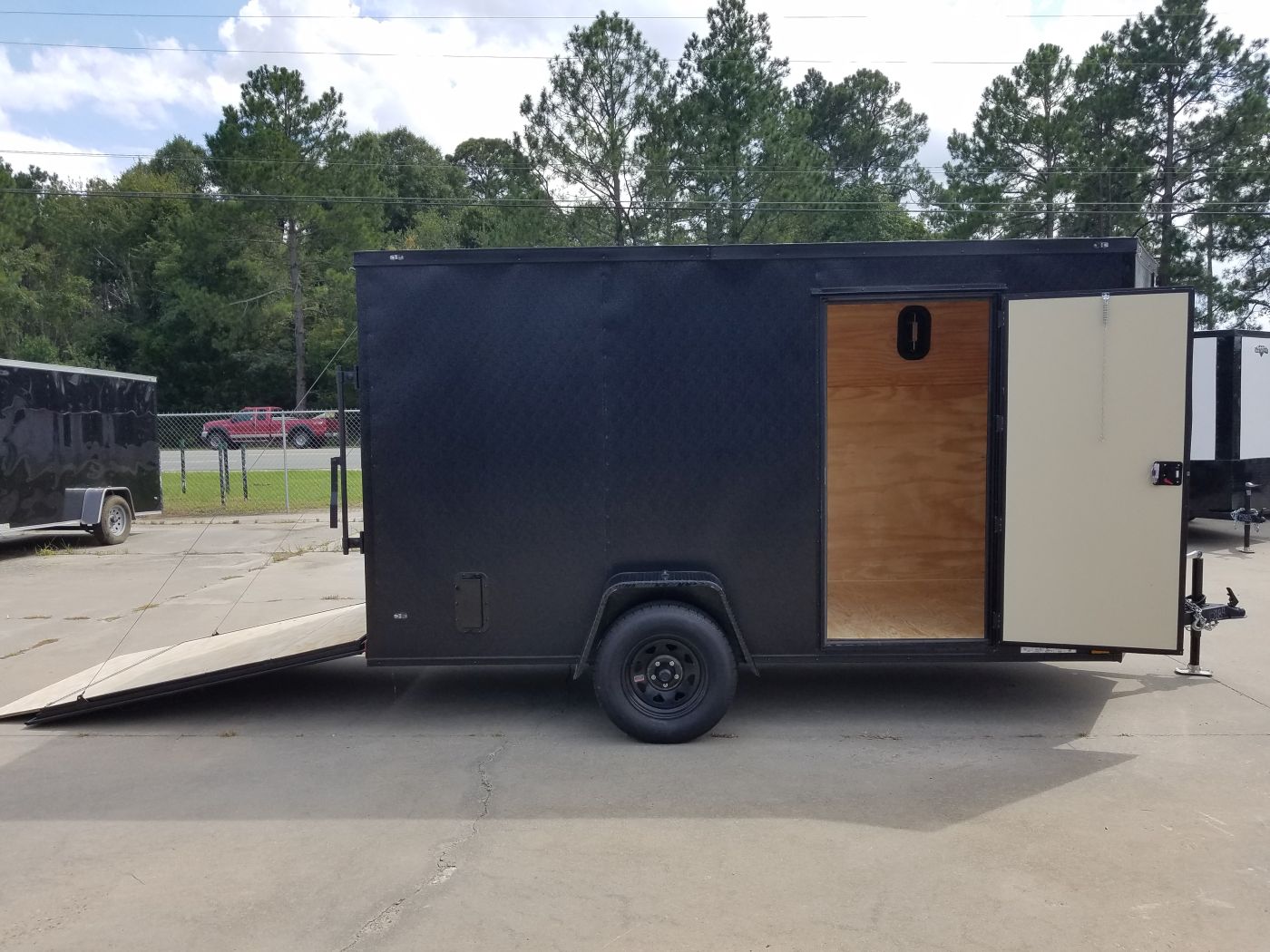 Diamond Cargo 6x12 SA Trailer - Embossed Black, Ramp, Side Door, Extra Height, Blackout - Image 12