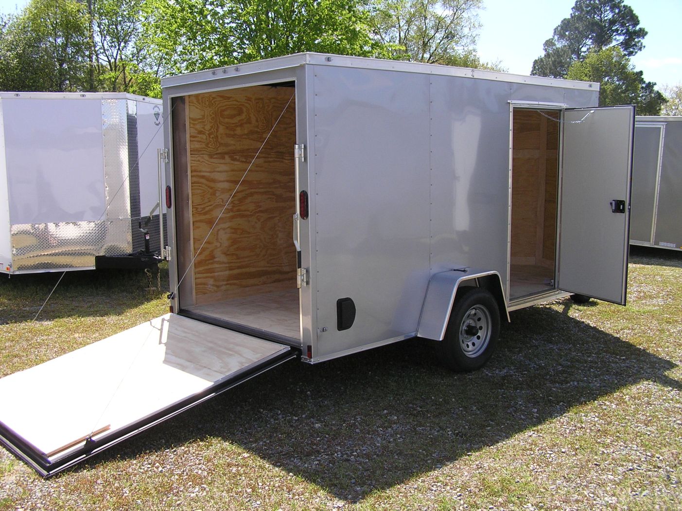 Diamond Cargo 6x12 SA Trailer - Silver Frost, Ramp, Side Door, Extra Height, Insulation - Image 8
