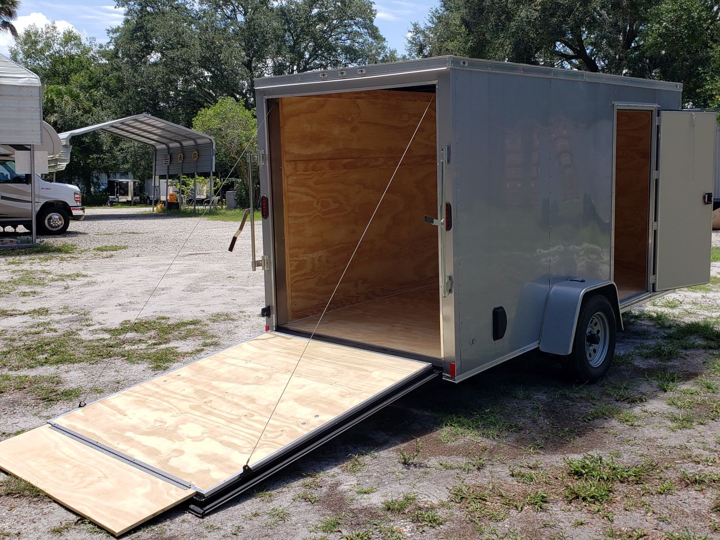 Diamond Cargo 6x12 SA Trailer - Silver Frost, Ramp, Side Door, Extra Height, Therma Ceiling - Image 10