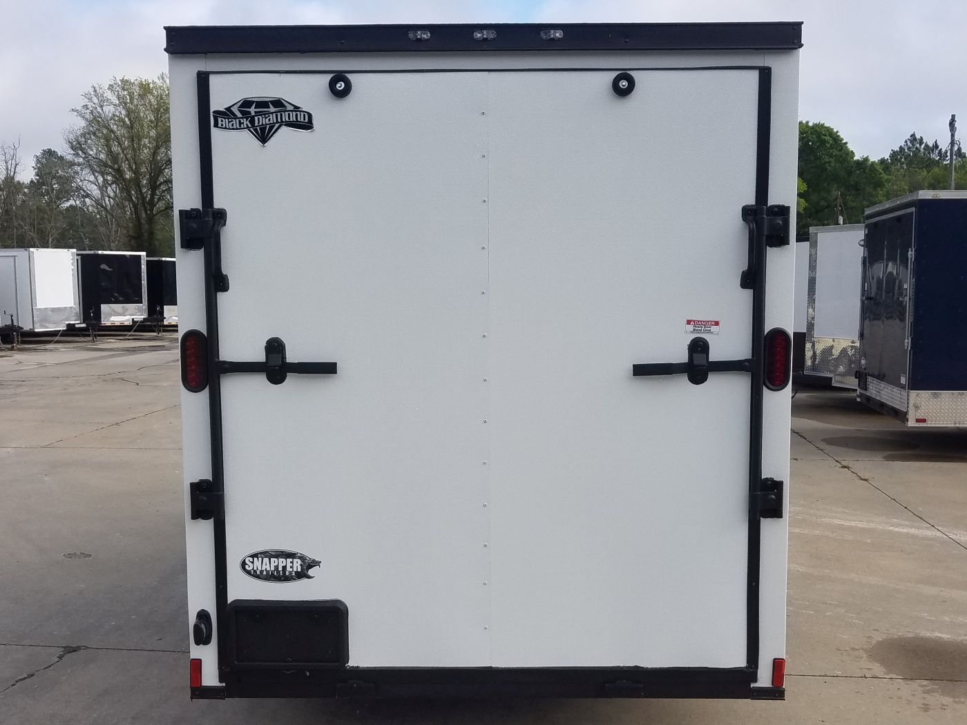 Diamond Cargo 6x12 SA Trailer - Embossed White, Ramp, Side Door, Extra Height, Blackout - Image 9
