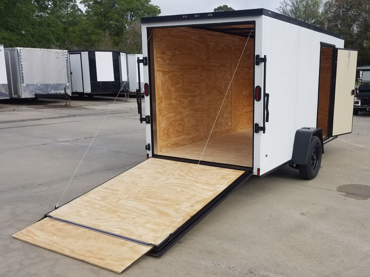Diamond Cargo 6x12 SA Trailer - Embossed White, Ramp, Side Door, Extra Height, Blackout - Image 10