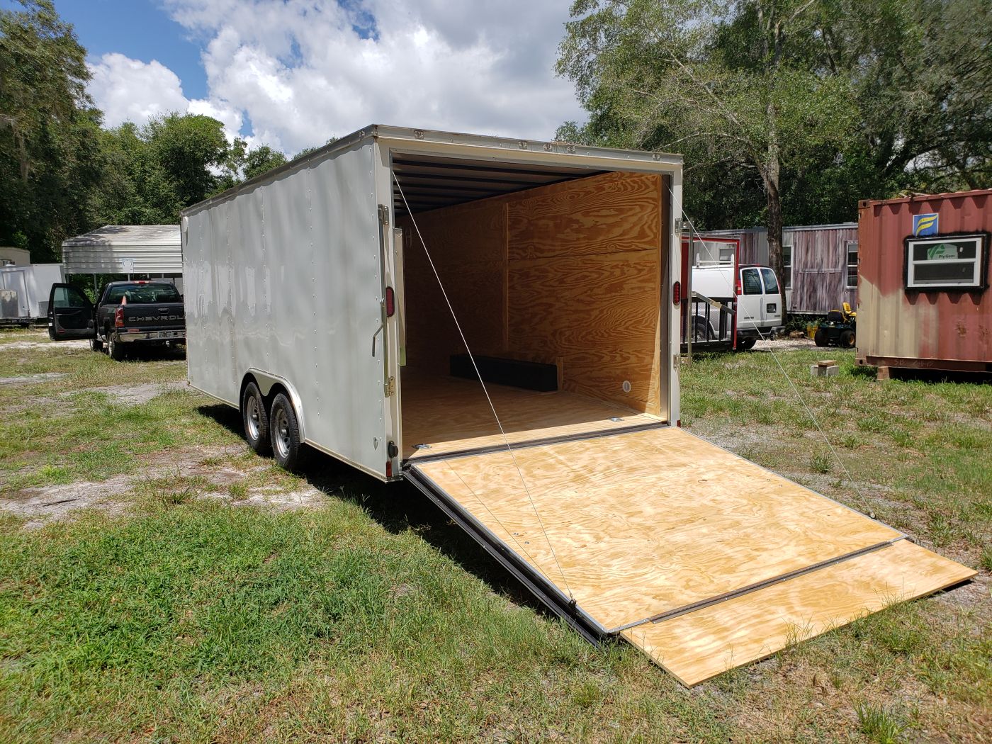 Diamond Cargo 8.5x20 TA Trailer - White, Ramp, Side Door, D-Rings, Flat Front, Insulated, 5K Axles - Image 6
