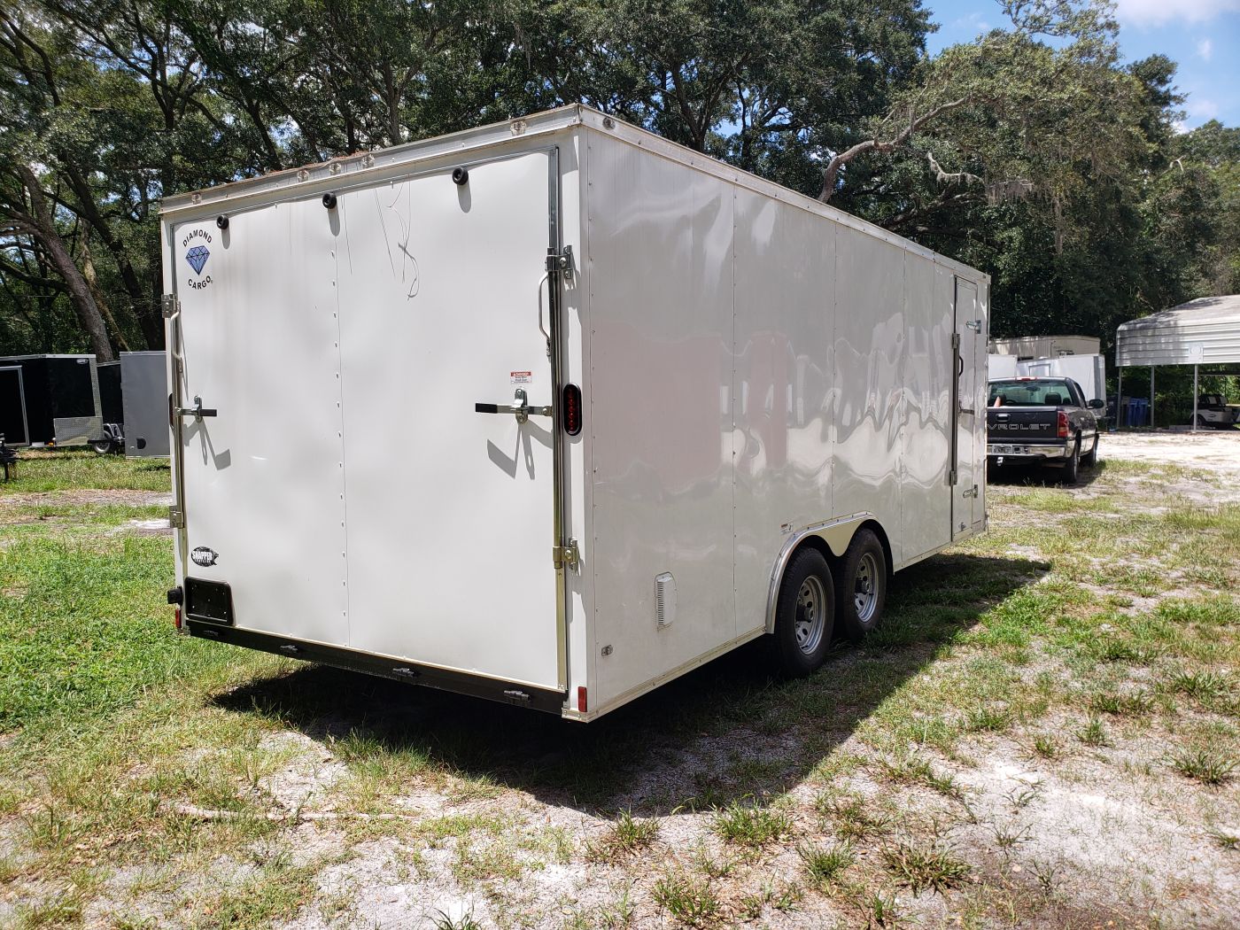 Diamond Cargo 8.5x20 TA Trailer - White, Ramp, Side Door, D-Rings, Flat Front, Insulated, 5K Axles - Image 11