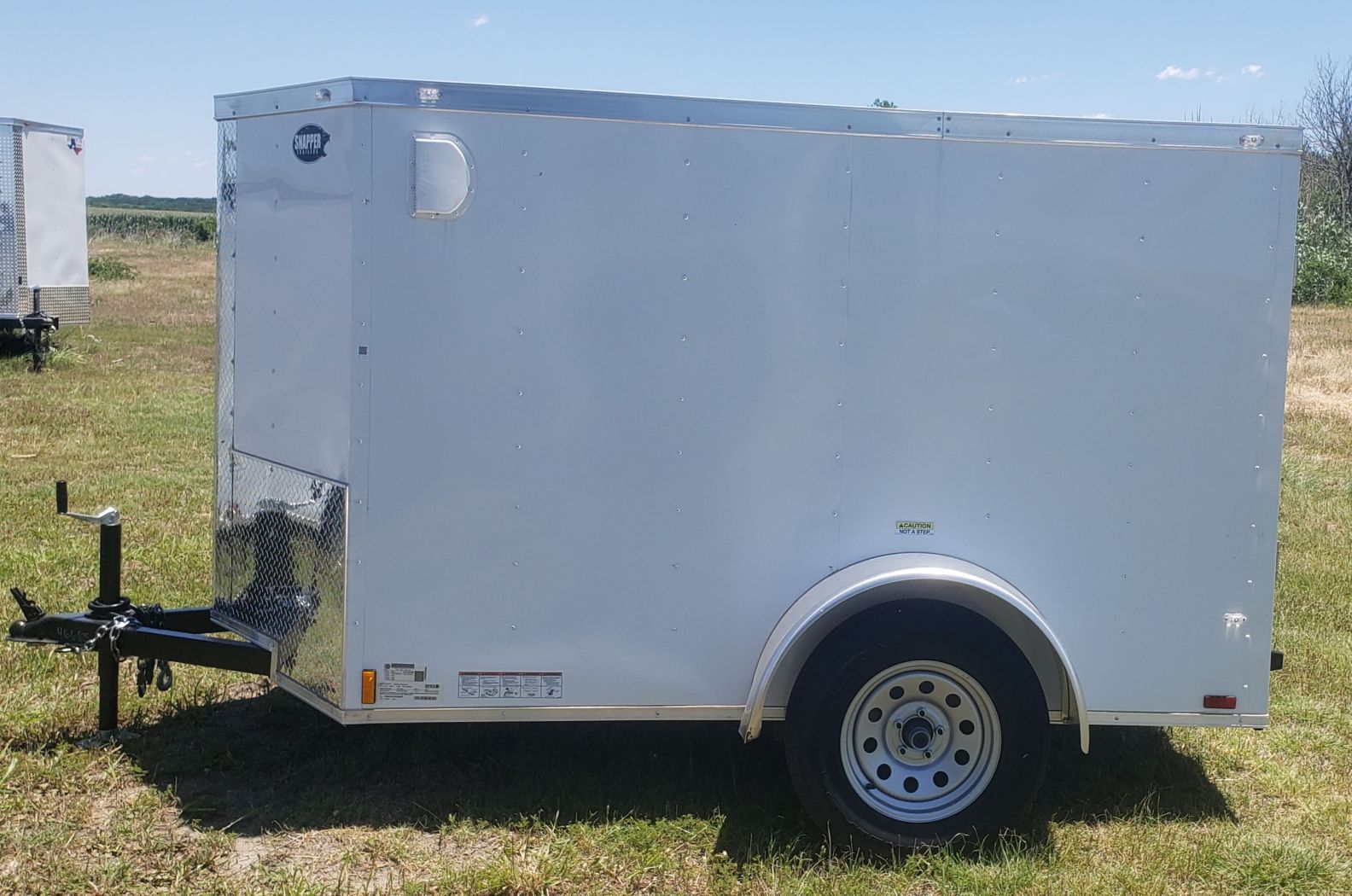 Douglas Trailers 5x8 SA Trailer - White, Ramp, Side Door - Image 3